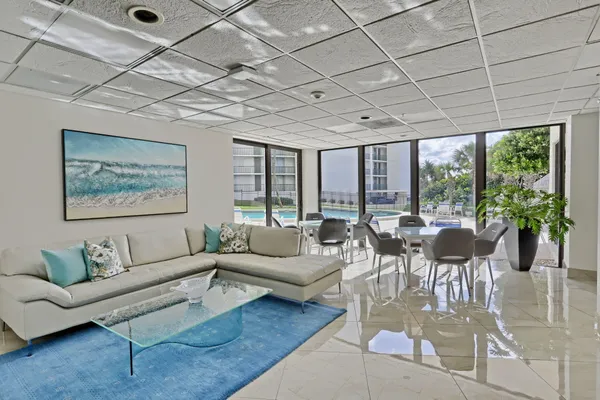 $650,000 | 5420 North Ocean Drive, Unit 1201, Singer Island, FL 33404