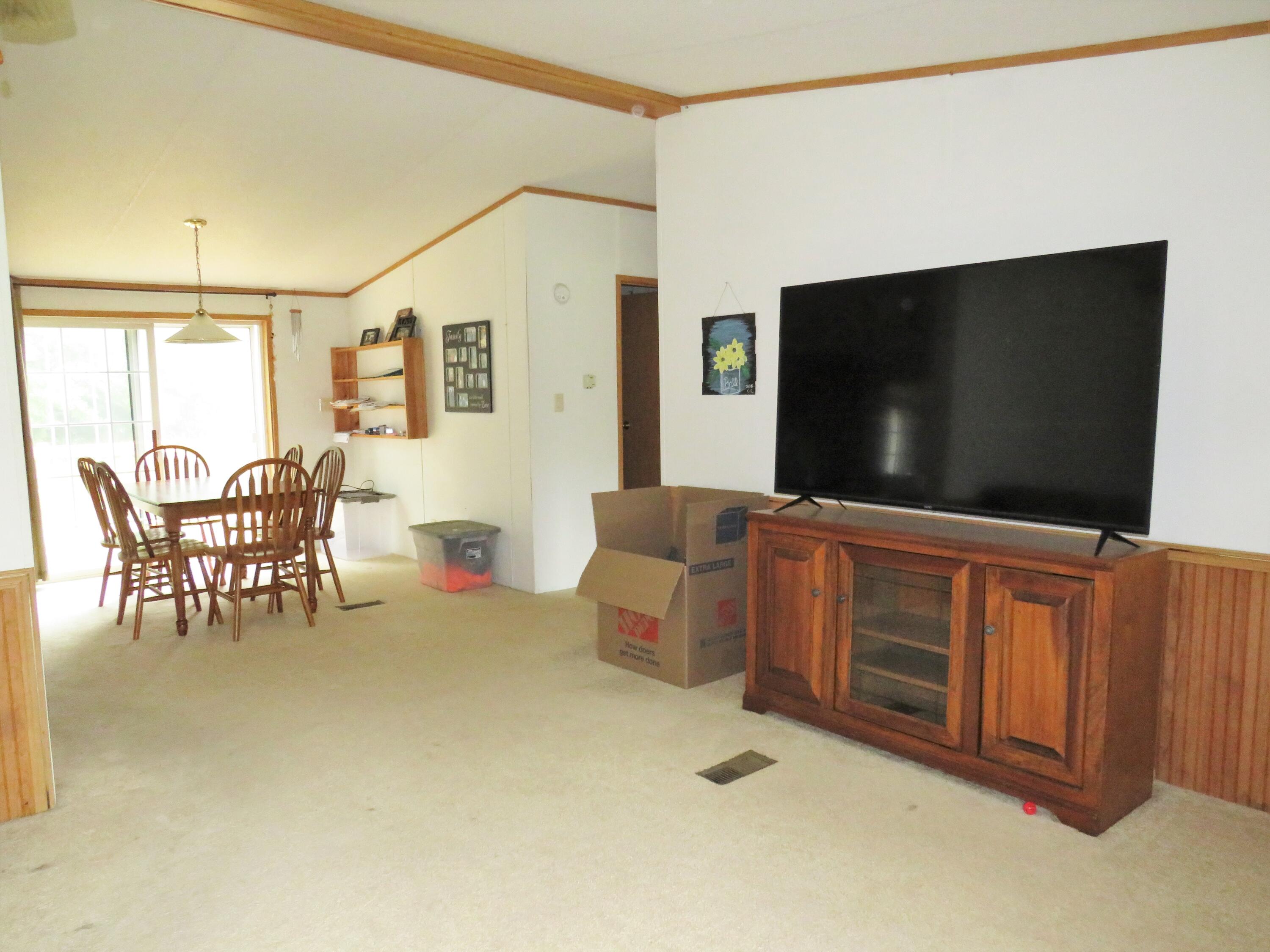 33 Nobleboro Road Bremen, ME 04551 - Photo 12 of 25 IMG_4272