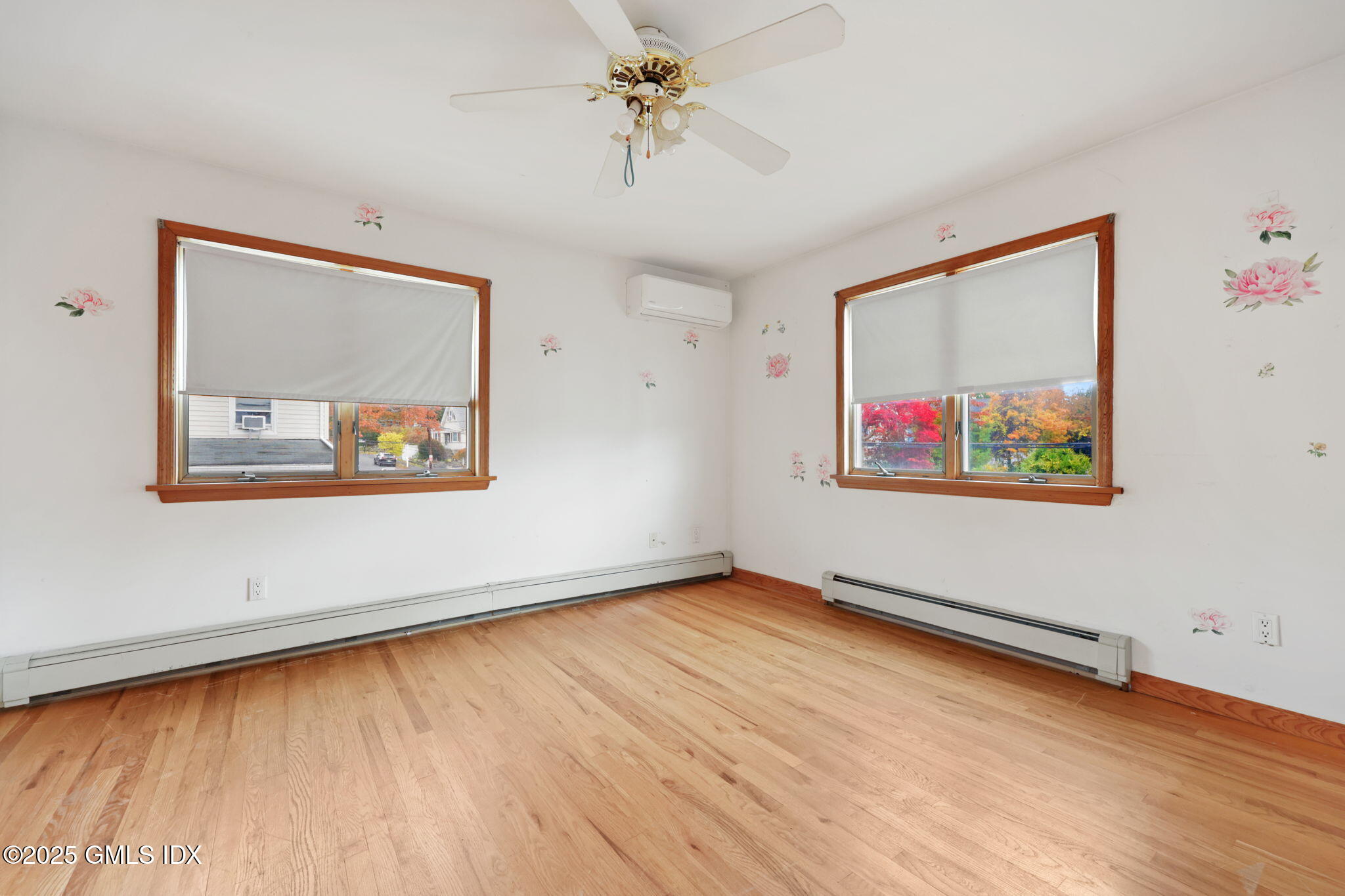 40 Moshier Street Greenwich, CT 06831 - Photo 12 of 22 11-web-or-mls-40-moshier-st