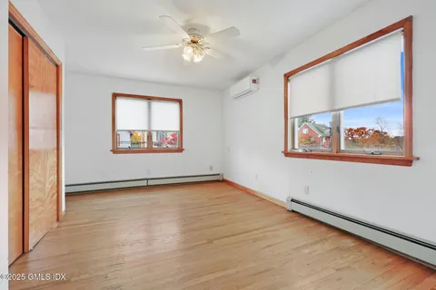 $999,000 | 40 Moshier Street, Greenwich, CT 06831