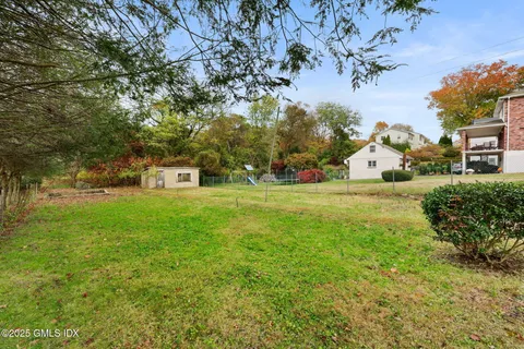 $999,000 | 40 Moshier Street, Greenwich, CT 06831