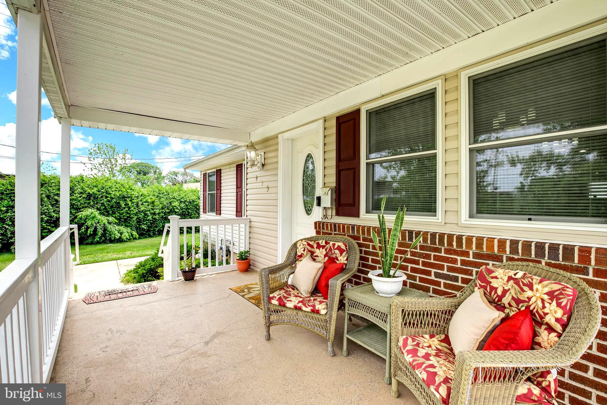 415 Maple Avenue Delanco, NJ 08075 - Photo 4 of 28