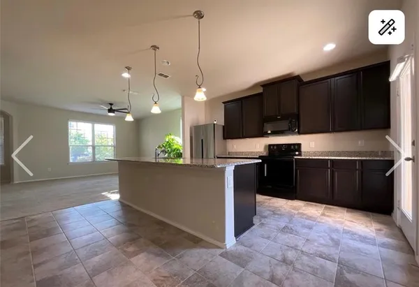 $2,200 | 1005 Holly Anne Lane, Aubrey, TX 76227