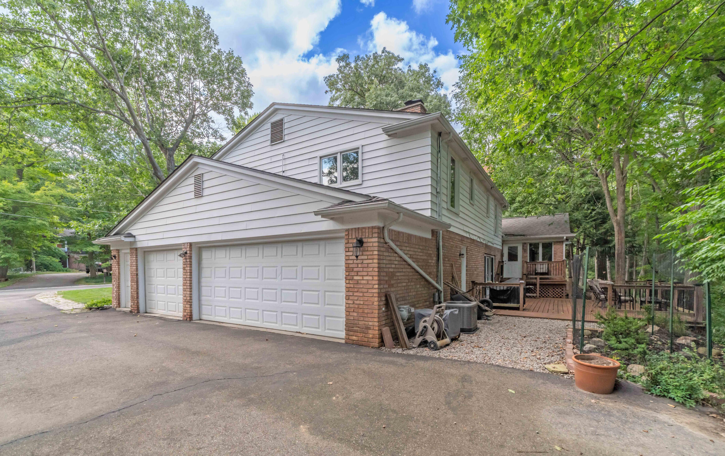 34150 Hunters Row Farmington, MI 48331 - Photo 9 of 74 008_70