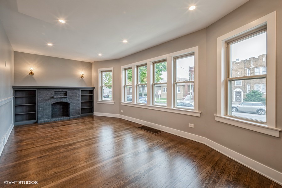 7930 South Perry Avenue Chicago, IL 60620 - Photo 2 of 11