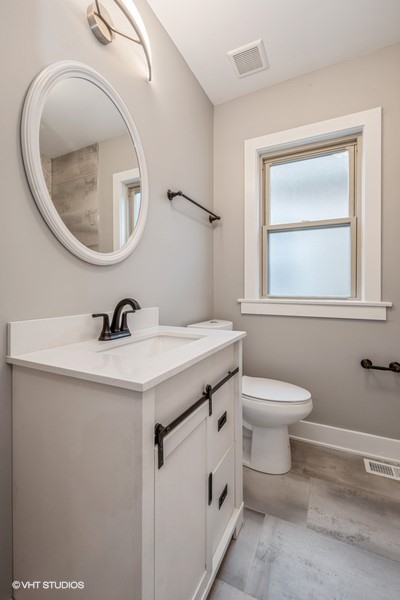 7930 South Perry Avenue Chicago, IL 60620 - Photo 4 of 11
