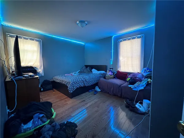 $699,900 | 162 Eastwood Avenue, Providence, RI 02909