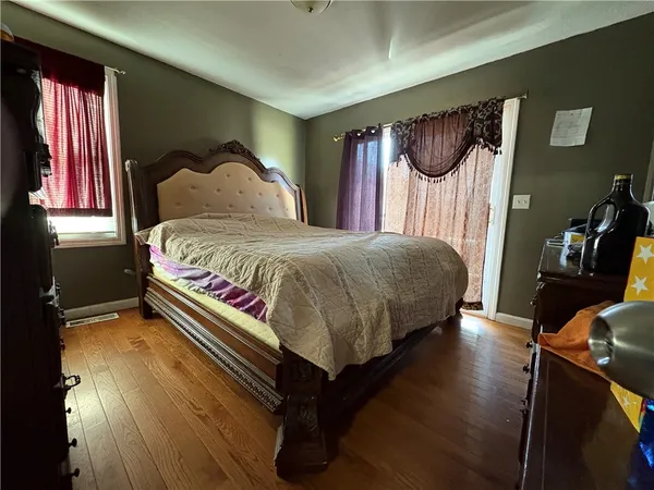 $699,900 | 162 Eastwood Avenue, Providence, RI 02909