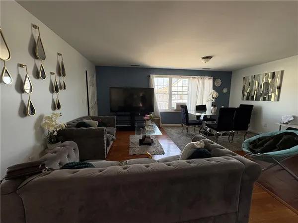 $699,900 | 162 Eastwood Avenue, Providence, RI 02909