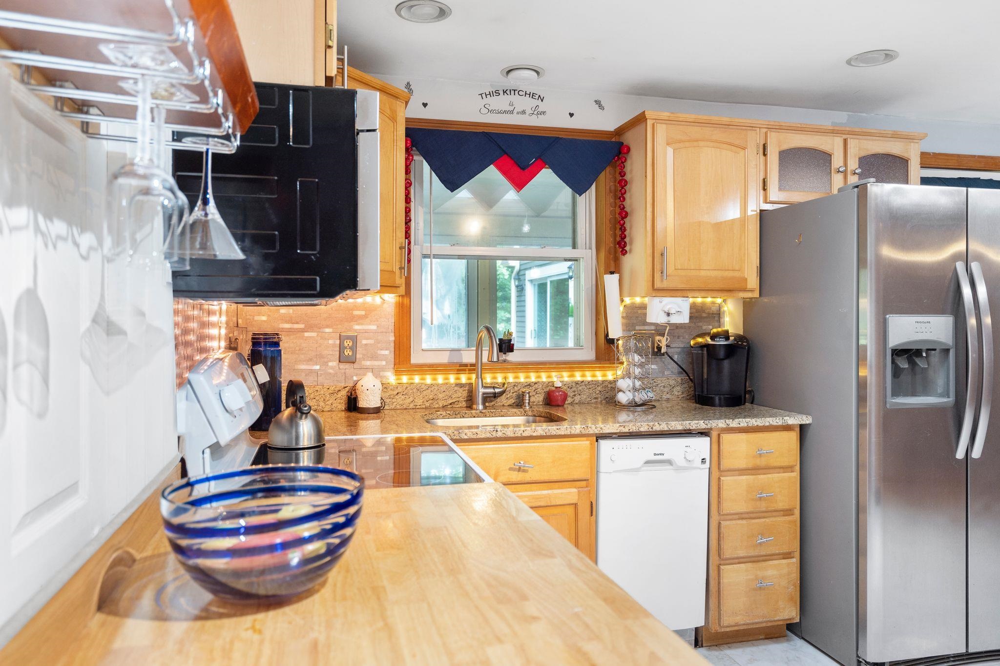 14 Spofford Road Auburn, NH 03032 - Photo 32 of 37 Gallery Image 32