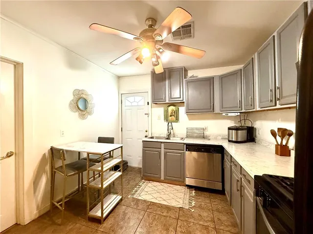 $159,900 | 211 North Dilton Street, Metairie, LA 70003