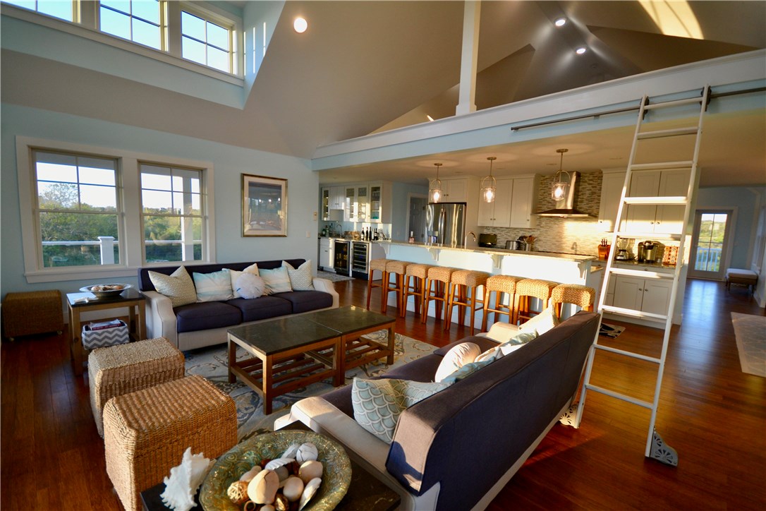 1435 Cooneymus Road Block Island, RI 02807 - Photo 3 of 25