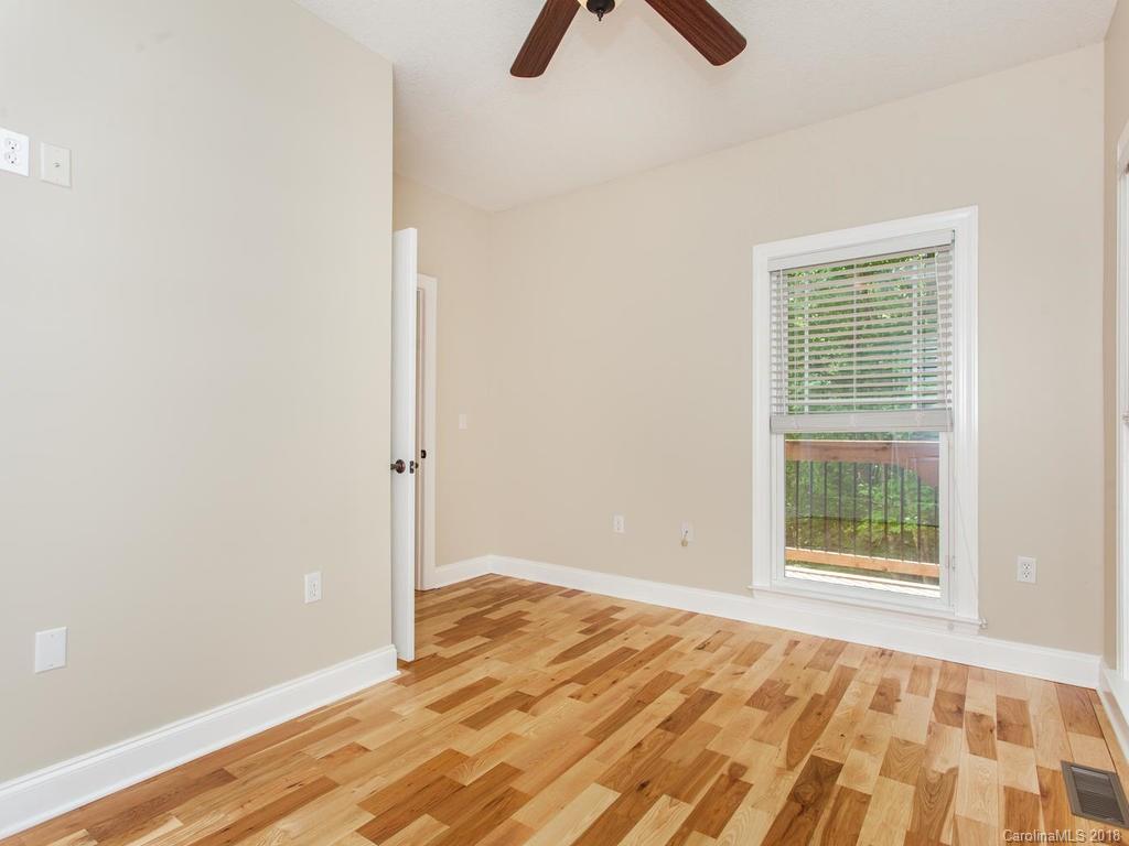 72 Vintage Road Candler, NC 28715 - Photo 13 of 36 Gallery Image 13