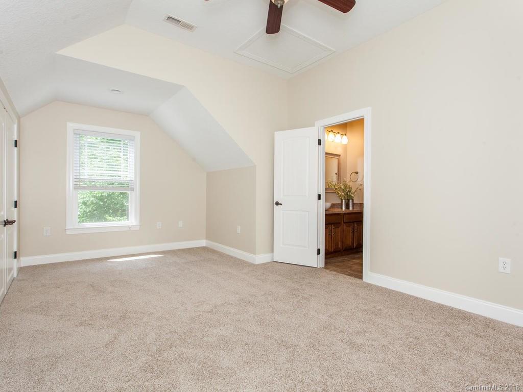 72 Vintage Road Candler, NC 28715 - Photo 15 of 36 Gallery Image 15