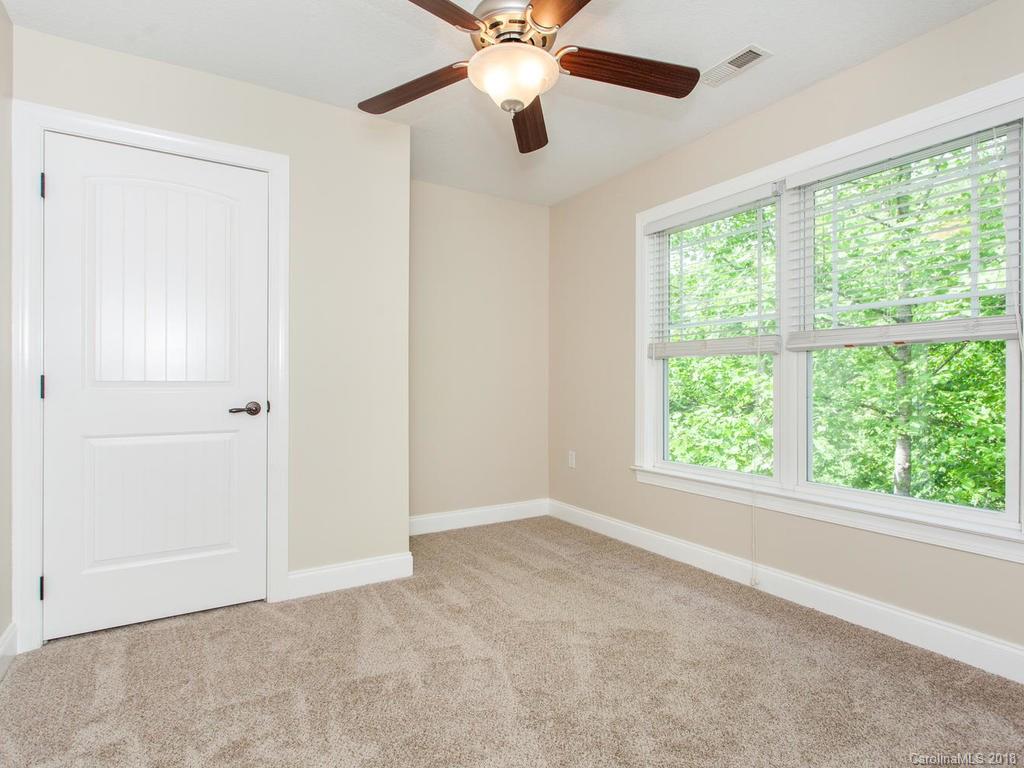 72 Vintage Road Candler, NC 28715 - Photo 17 of 36 Gallery Image 17