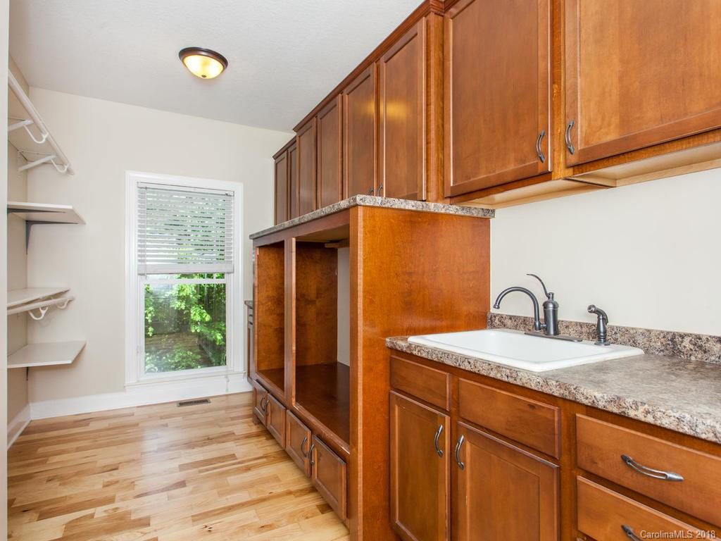 72 Vintage Road Candler, NC 28715 - Photo 22 of 36 Gallery Image 22
