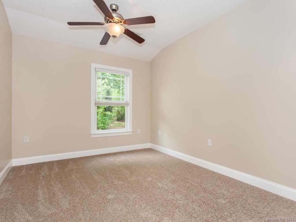 72 Vintage Road Candler, NC 28715 - Photo 23 of 36 Gallery Image 23