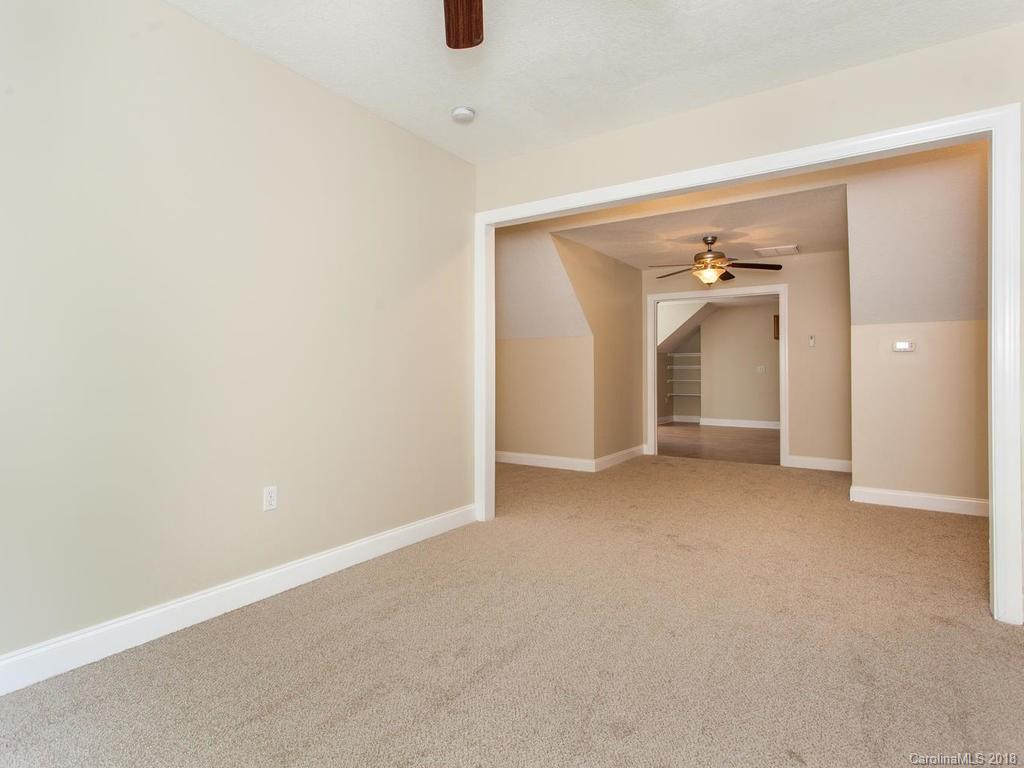 72 Vintage Road Candler, NC 28715 - Photo 24 of 36 Gallery Image 24