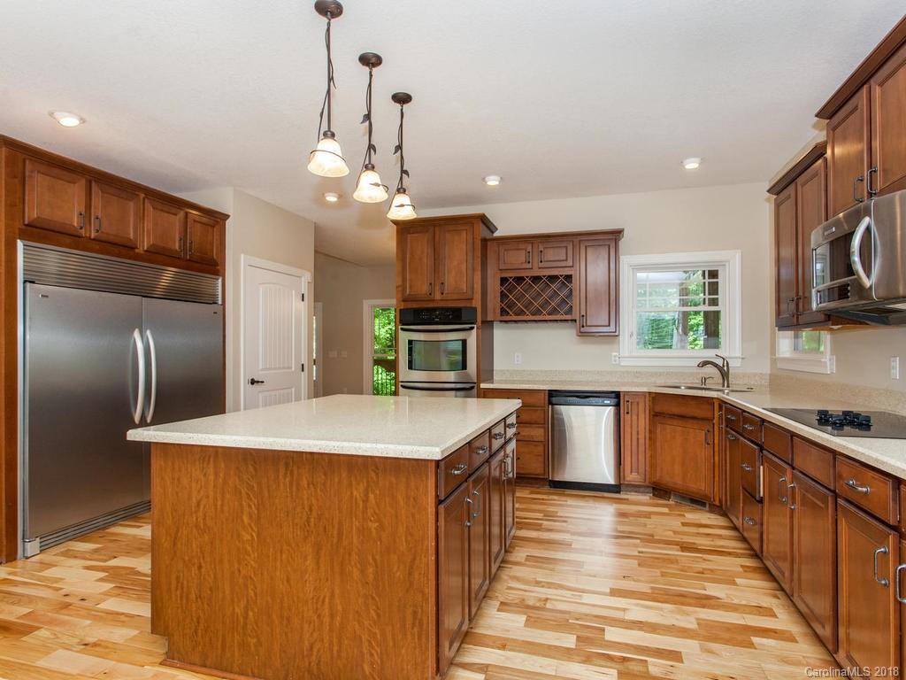 72 Vintage Road Candler, NC 28715 - Photo 8 of 36 Gallery Image 8