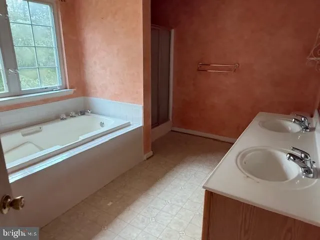 $491,400 | 202 Williamsburg Circle, La Plata, MD 20646