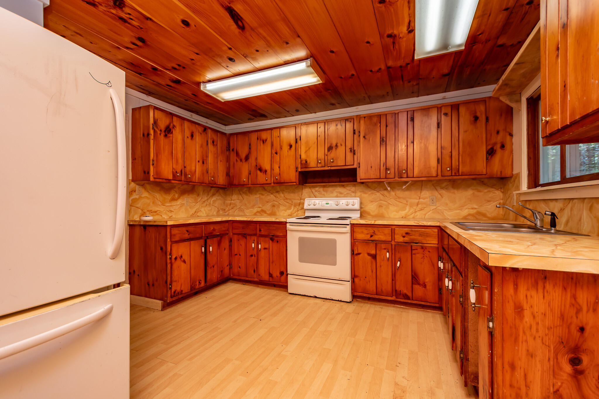 14 Pinkie Lane Southport, ME 04576 - Photo 4 of 69 DSC_0076