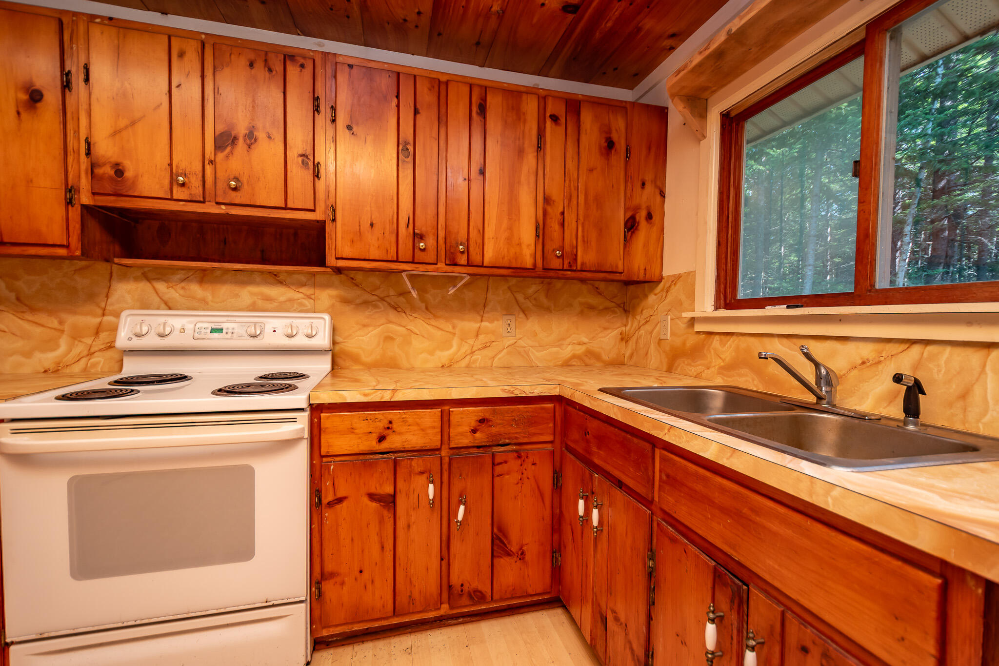 14 Pinkie Lane Southport, ME 04576 - Photo 7 of 69 DSC_0084