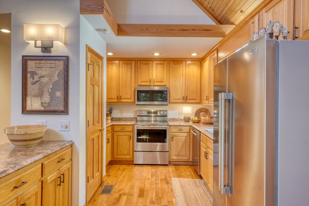 237 Flat Rock Ridge Road Blairsville, GA 30512 - Photo 16 of 75
