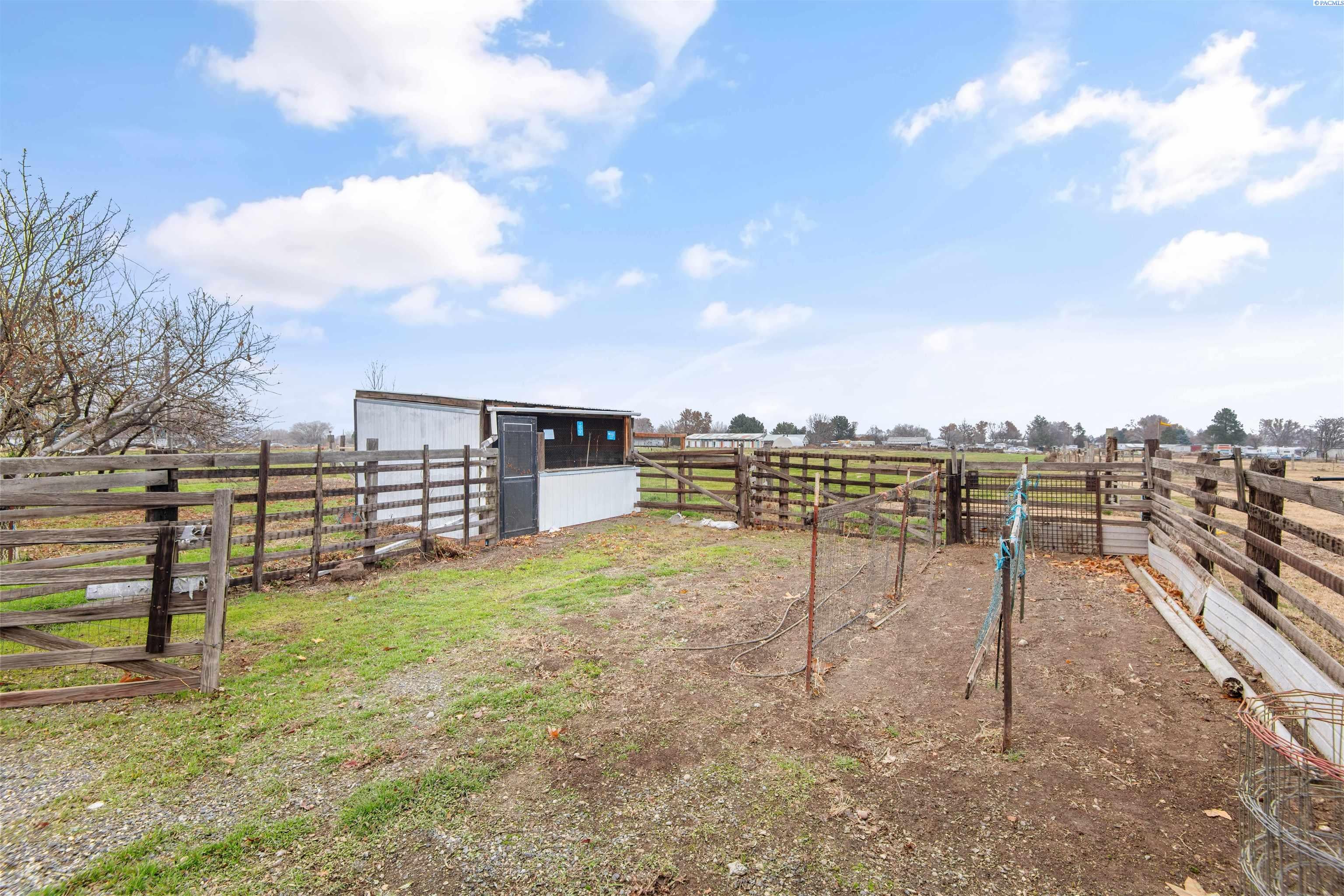 203904 East Schuster Road Kennewick, WA 99337 - Photo 40 of 50 Gallery Image 40