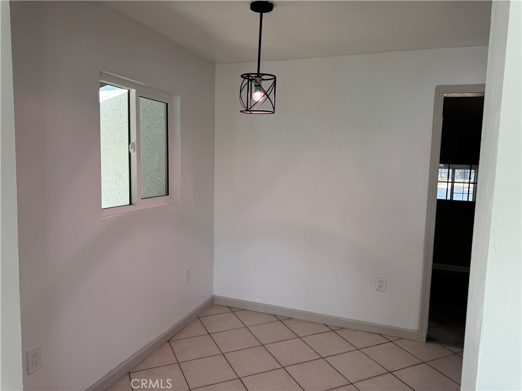 5263 35th Street Jurupa Valley, CA 92509 - Photo 7 of 19