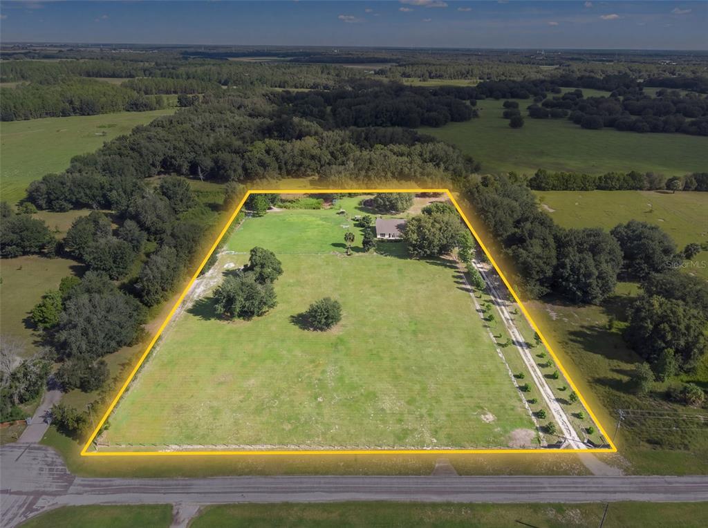 2827 Hammock Grove Road Groveland, FL 34736 - Photo 5 of 66 Gallery Image 5