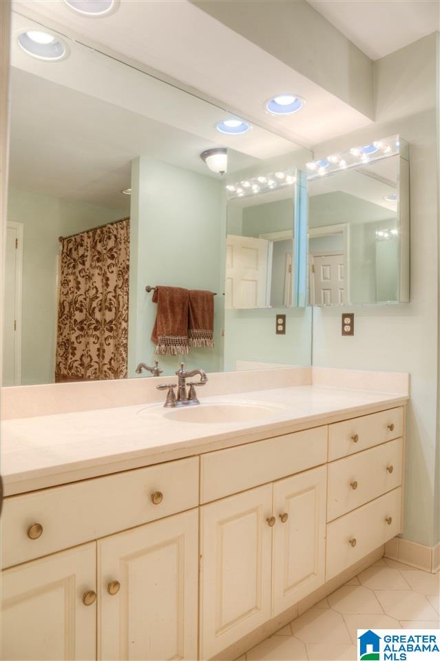 2042 Country Ridge Place Vestavia Hills, AL 35243 - Photo 31 of 46