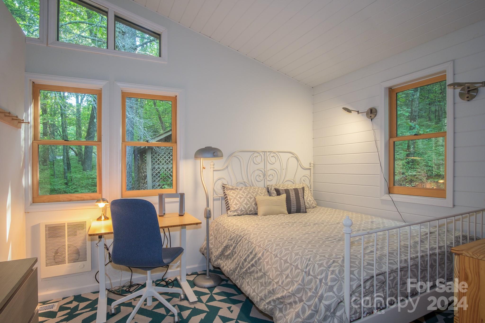 399 Oriole Road Brevard, NC 28712 - Photo 24 of 45 Gallery Image 24
