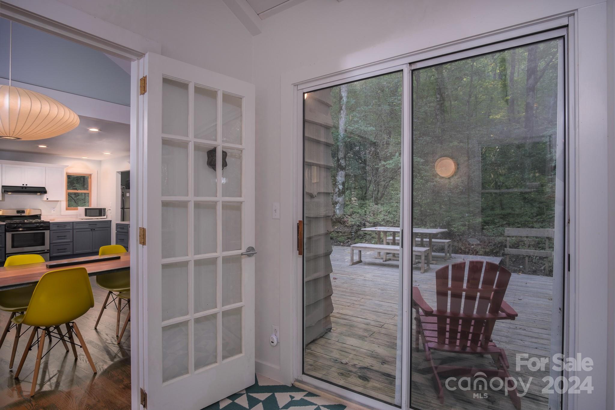 399 Oriole Road Brevard, NC 28712 - Photo 8 of 45 Gallery Image 8