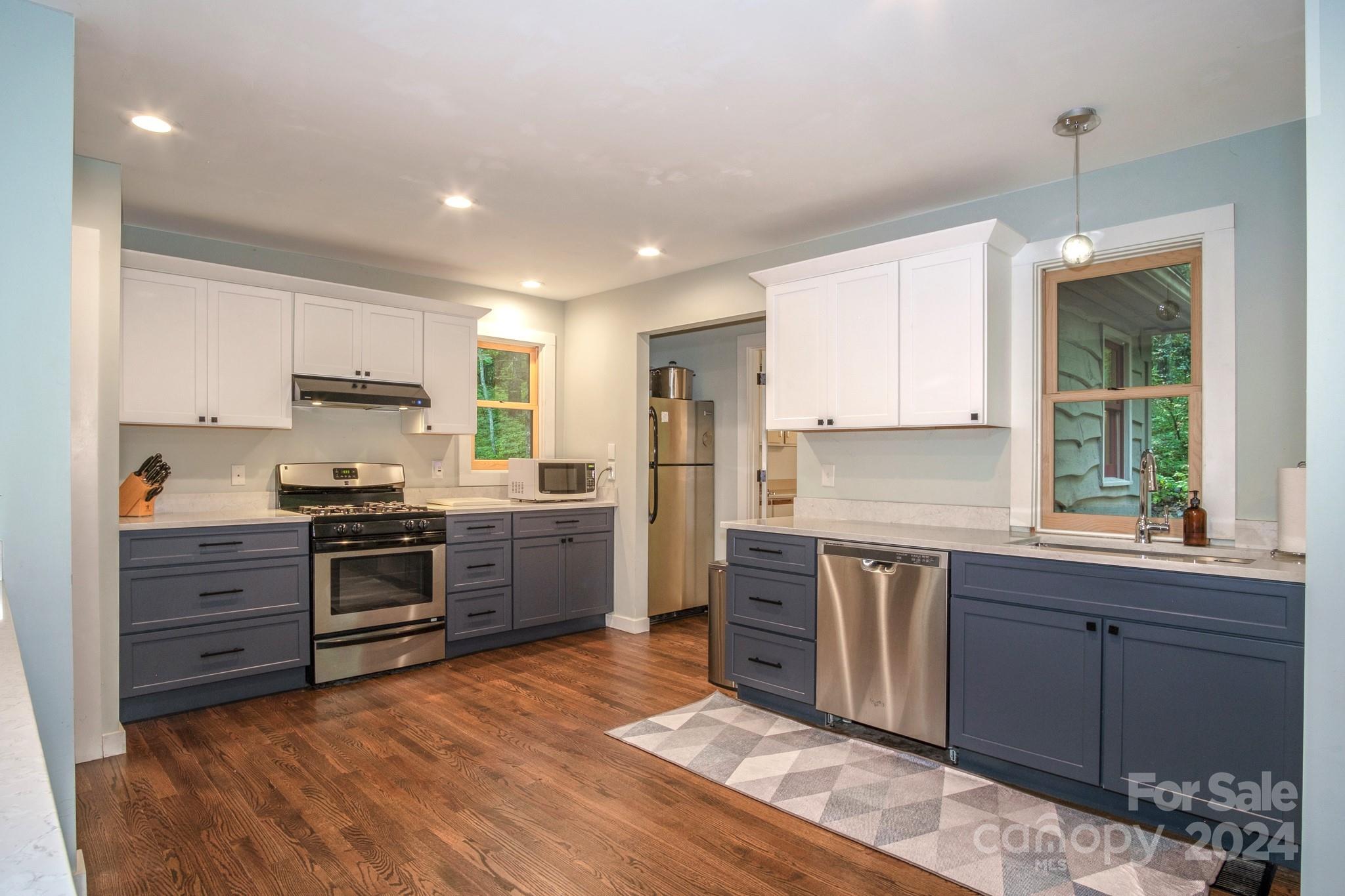 399 Oriole Road Brevard, NC 28712 - Photo 10 of 45 Gallery Image 10