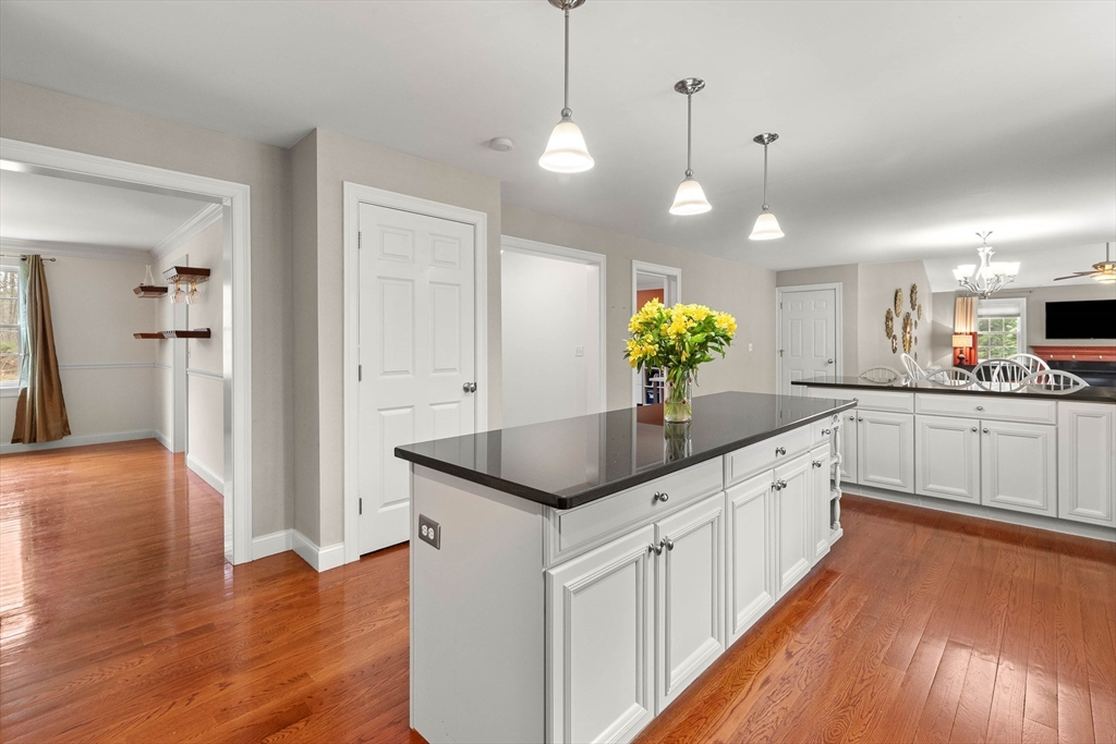 1 Acorn Way Georgetown, MA 01833 - Photo 10 of 42 Gallery Image 10
