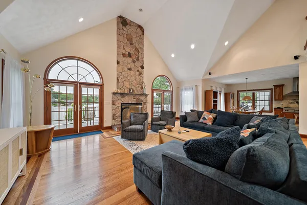 $6,500 | 20 Gillis Terrace, Salem, NH 03079