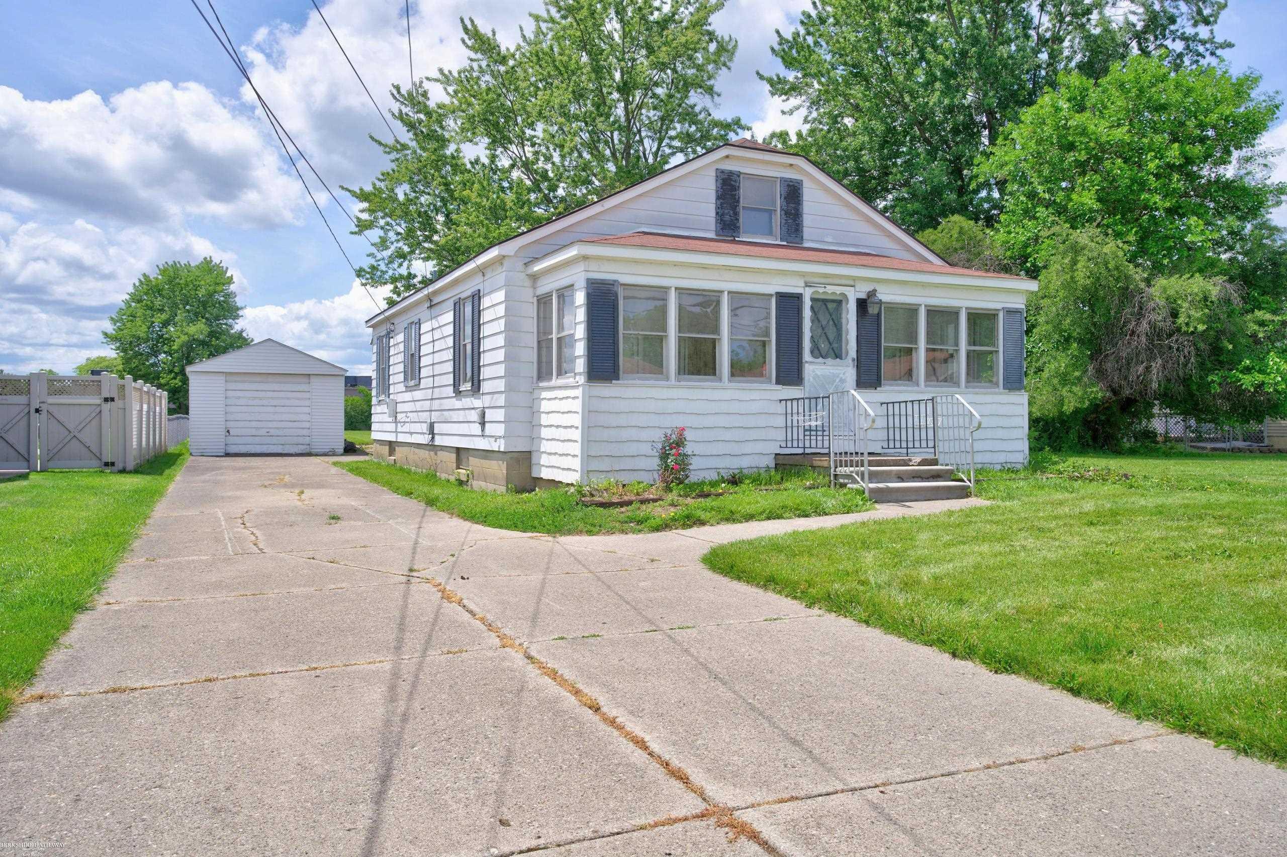37191 Dundee Street Sterling Heights, MI 48310 - Photo 4 of 30