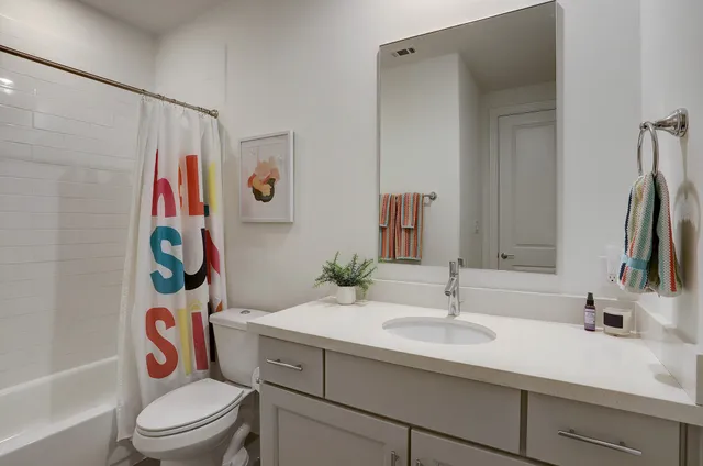 $3,500 | 2512 Hollister Road, Houston, TX 77080