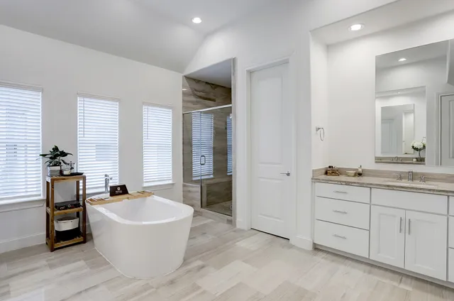 $3,500 | 2512 Hollister Road, Houston, TX 77080