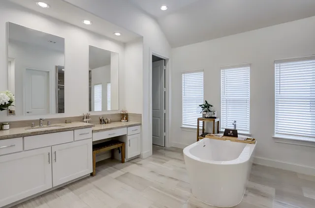 $3,500 | 2512 Hollister Road, Houston, TX 77080