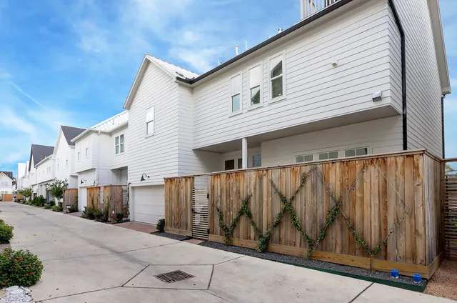 $3,500 | 2512 Hollister Road, Houston, TX 77080