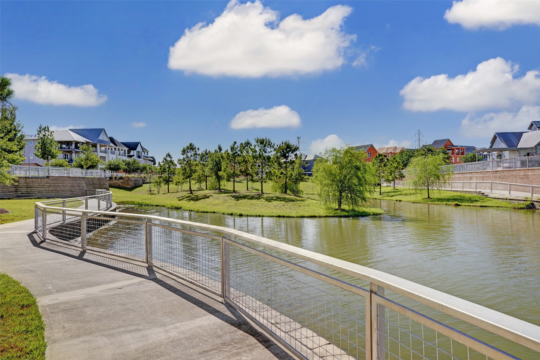 2512 Hollister Road Houston, TX 77080 - Photo 35 of 41 Beautiful green space in the center of Kolbe Farms