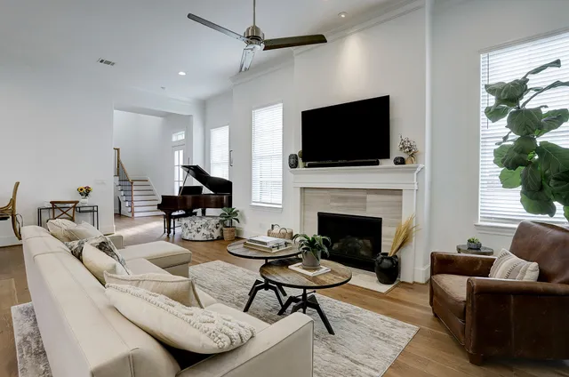 $3,500 | 2512 Hollister Road, Houston, TX 77080