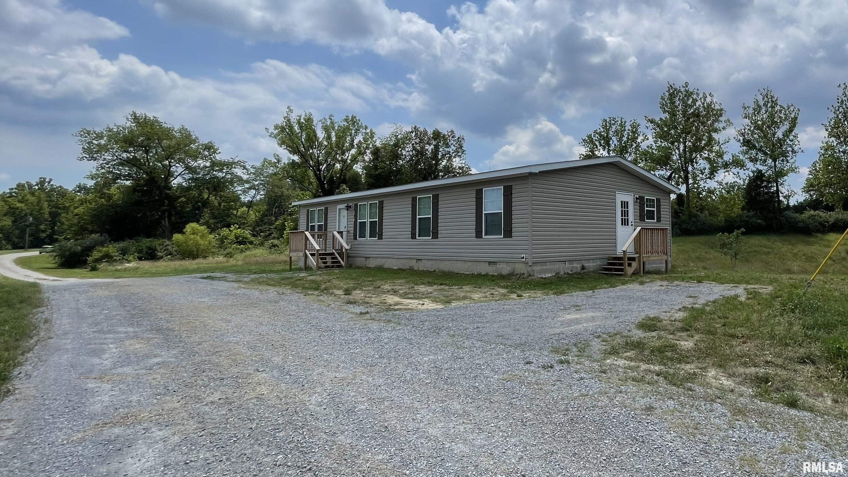 19153 Shed Church Road Marion, IL 62959 - Photo 2 of 28
