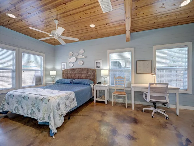 $584,900 | 2606 Eleventh Street, Unit 21, Port Aransas, TX 78373