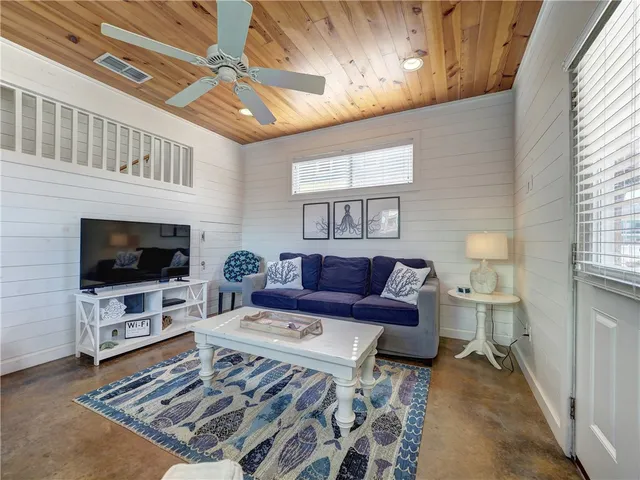 $584,900 | 2606 Eleventh Street, Unit 21, Port Aransas, TX 78373