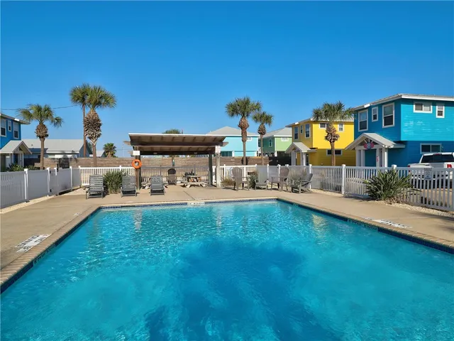 $584,900 | 2606 Eleventh Street, Unit 21, Port Aransas, TX 78373