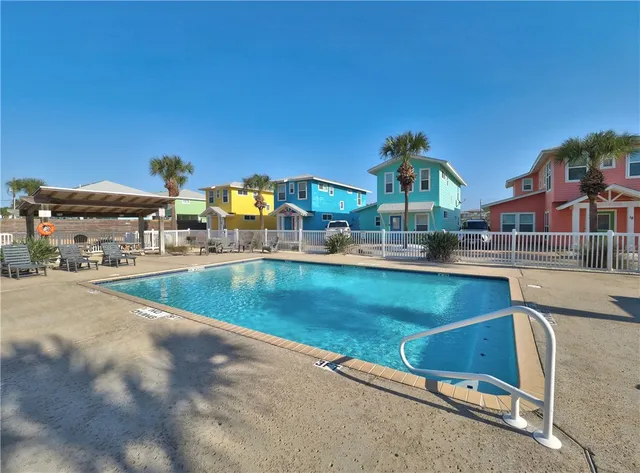 $584,900 | 2606 Eleventh Street, Unit 21, Port Aransas, TX 78373
