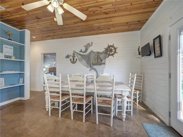 $584,900 | 2606 Eleventh Street, Unit 21, Port Aransas, TX 78373