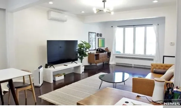 $2,550 | 524 Oregon Avenue, Cliffside Park, NJ 07010